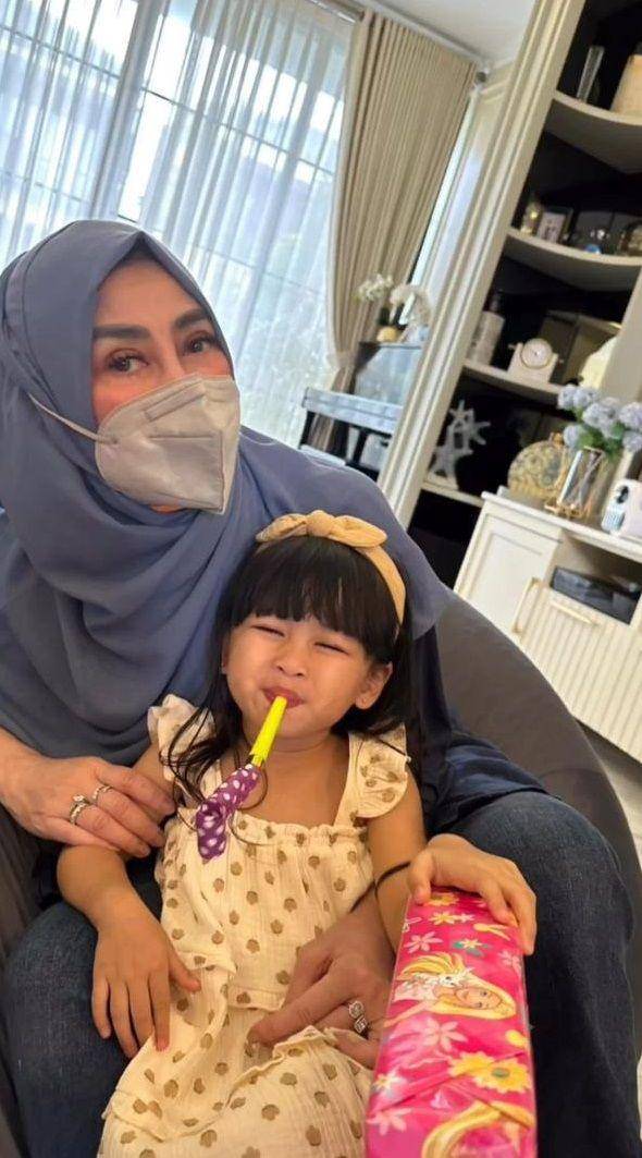 potret Amy Qanita dan Zunaira (instagram.com/amy_r_qanita)
