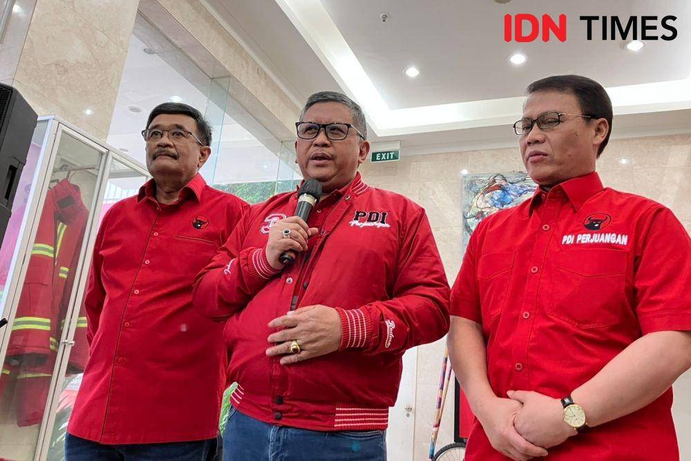 Konferensi pers persiapan HUT ke-50 PDIP (IDN Times/Ilman Nafi'an)