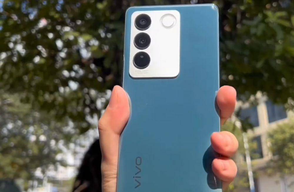 potret bodi Vivo S16 (dok. youtube.com/Via Tech)