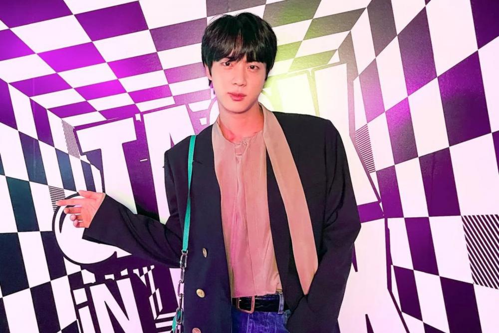 [QUIZ] Apakah Kamu Cocok Jadi Ibu dari Anak-Anak Jin BTS?