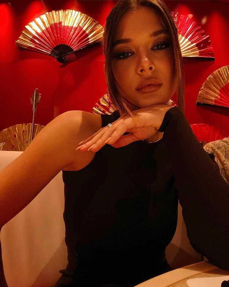 potret Victoria Lamas (instagram.com/victoriaalamas)