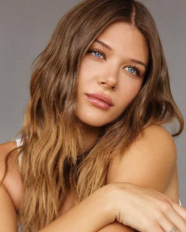 potret Victoria Lamas (instagram.com/victoriaalamas)