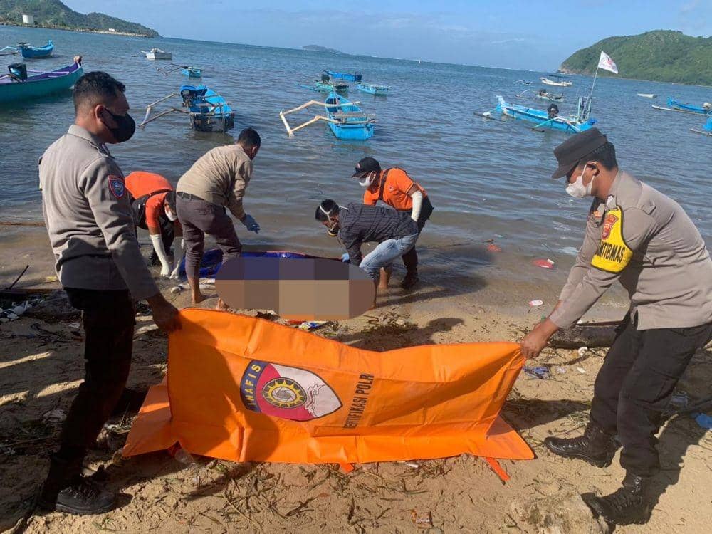 Mayat Perempuan dalam Kondisi Rusak Ditemukan di Pantai Sumbawa Barat