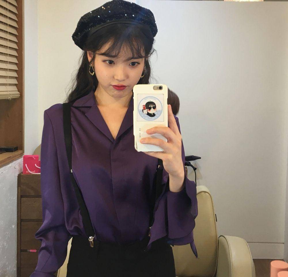 outfit kencan IU (instagram.com/dlwlrma)