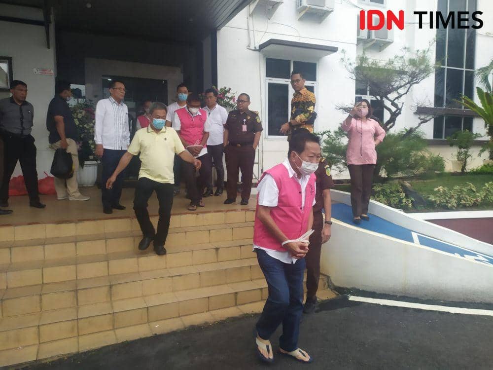 Tersangka dan Bukti Korupsi Jalan Sutami Dilimpahkan ke Kejati Lampung