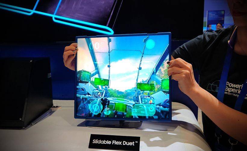 Samsung Display memamerkan Flex Slidable Duet di pameran CES 2023. (Dok. Samsung Display)