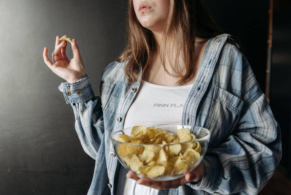 ilustrasi makanan ringan (pexels.com/Pavel Danilyuk)