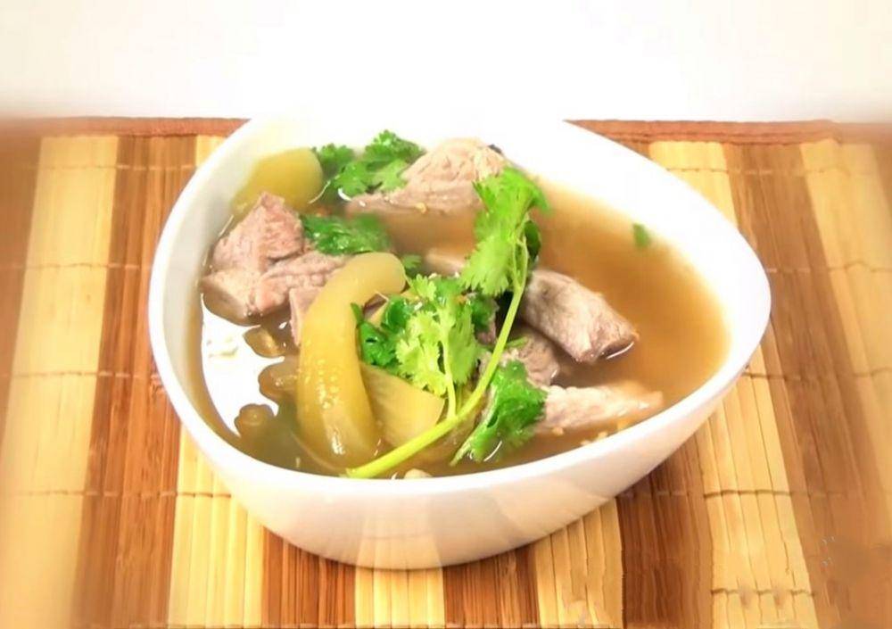 ilustrasi tom pu gong (youtube.com/FoodTravelTVEnglish)