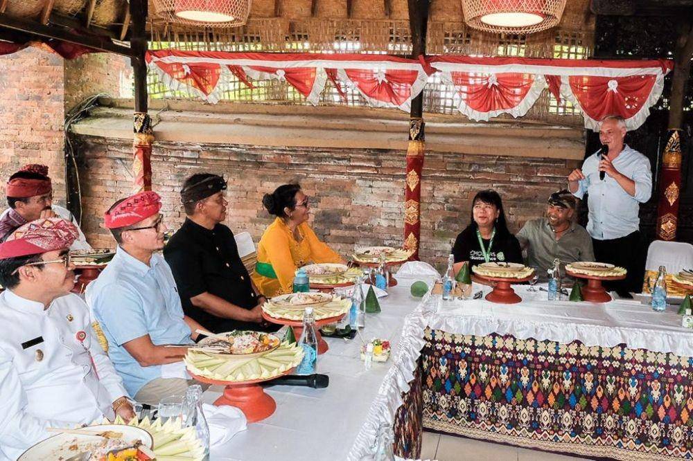 Menparekraf, Sandiaga Uno usai bertemu dengan sejumlah investor dalam " Investment Gathering", Sabtu (31/12/2022) siang di Puri Anyar Baturiti Kerambitan, Tabanan, Bali. (Dok. Kemenparekraf)