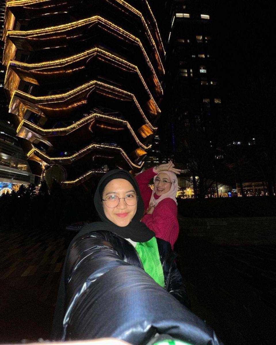 potret liburan Desy Ratnasari (instagram.com/desyratnasariterdepan)