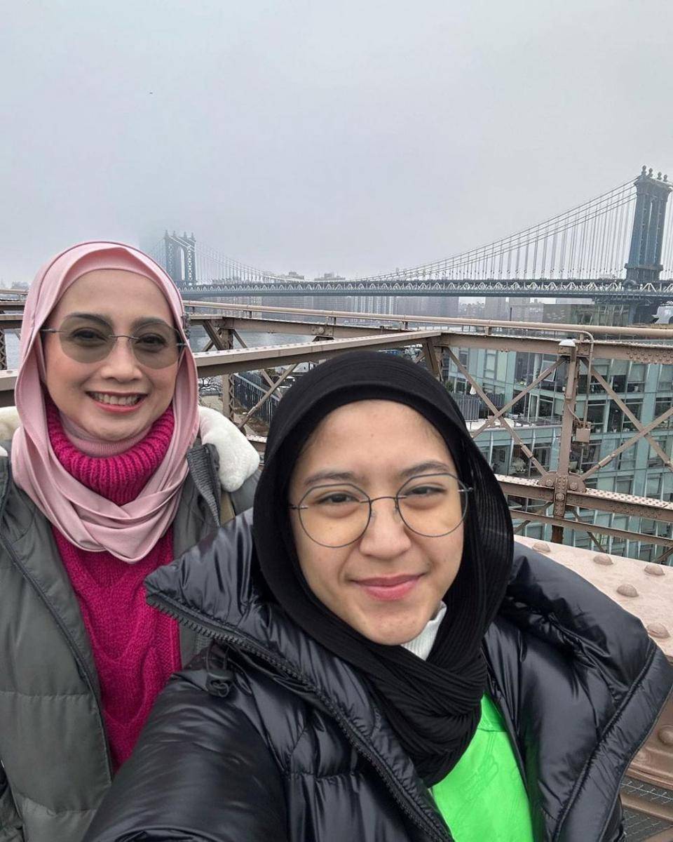 potret liburan Desy Ratnasari (instagram.com/desyratnasariterdepan)