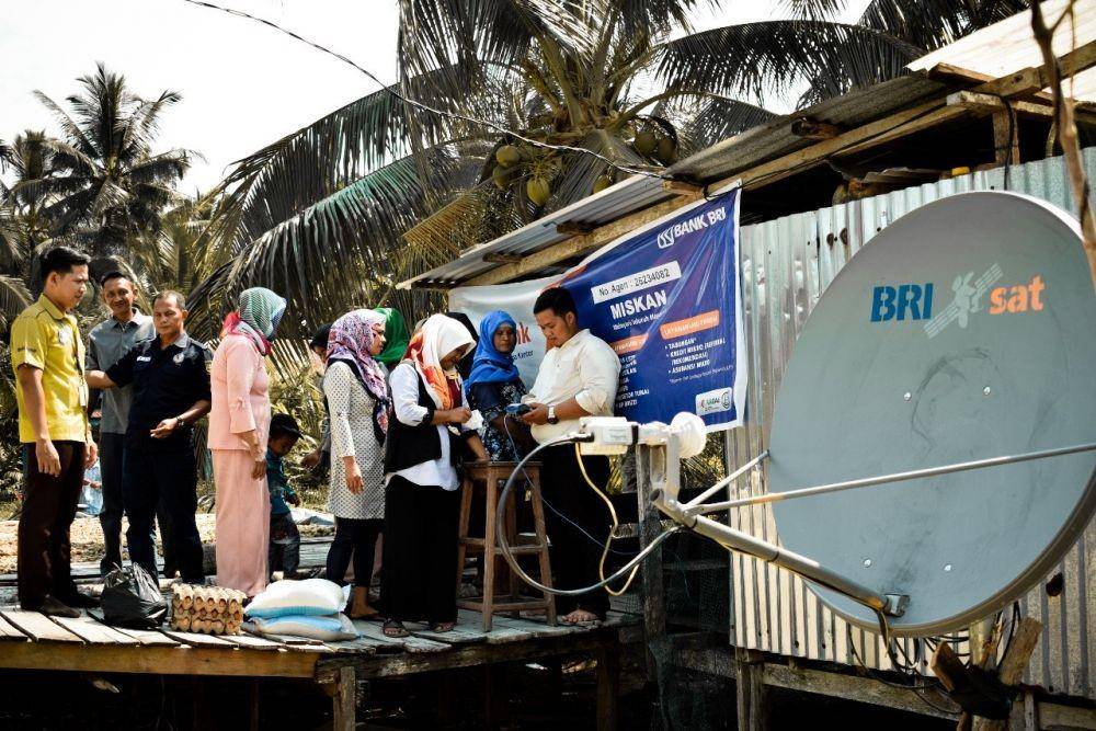 Agen BRILink menjangkau daerah terpencil dan terluar. (Dok. BRI)