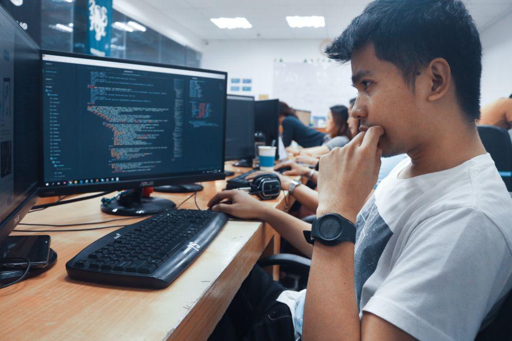 5 Manfaat yang Didapatkan dari Belajar Coding dan Pemrograman
