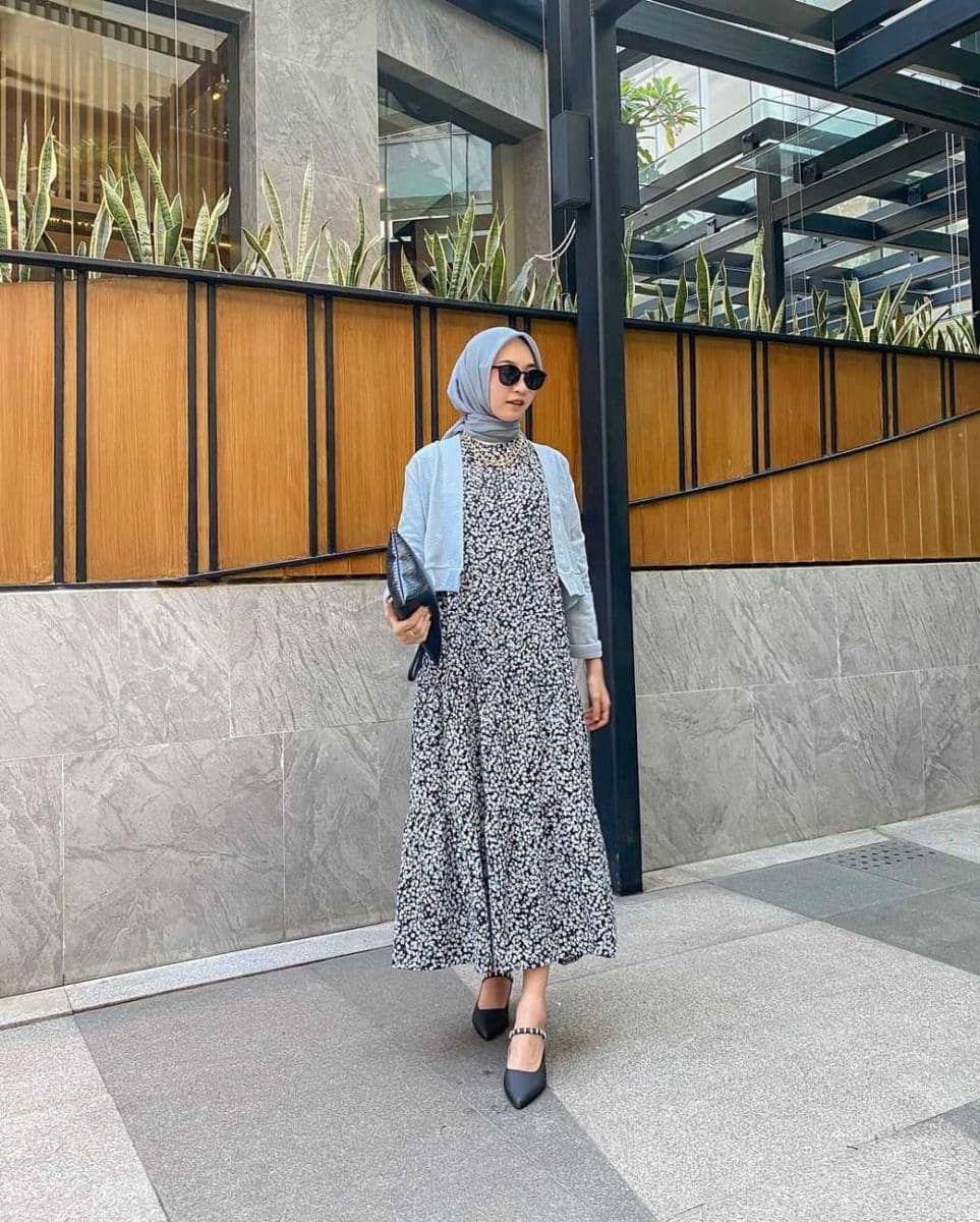 potret outfit ala Zahra Suci (instagram.com/zahrasucirr)