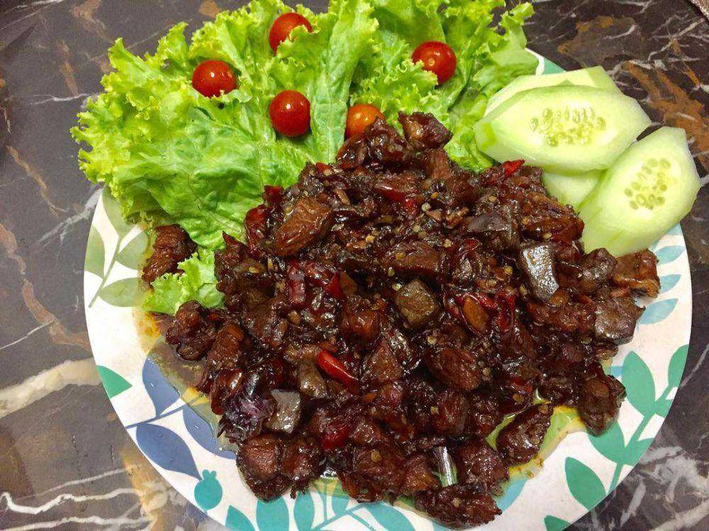 kambing goreng kecap (instagram.com/ristanvi)