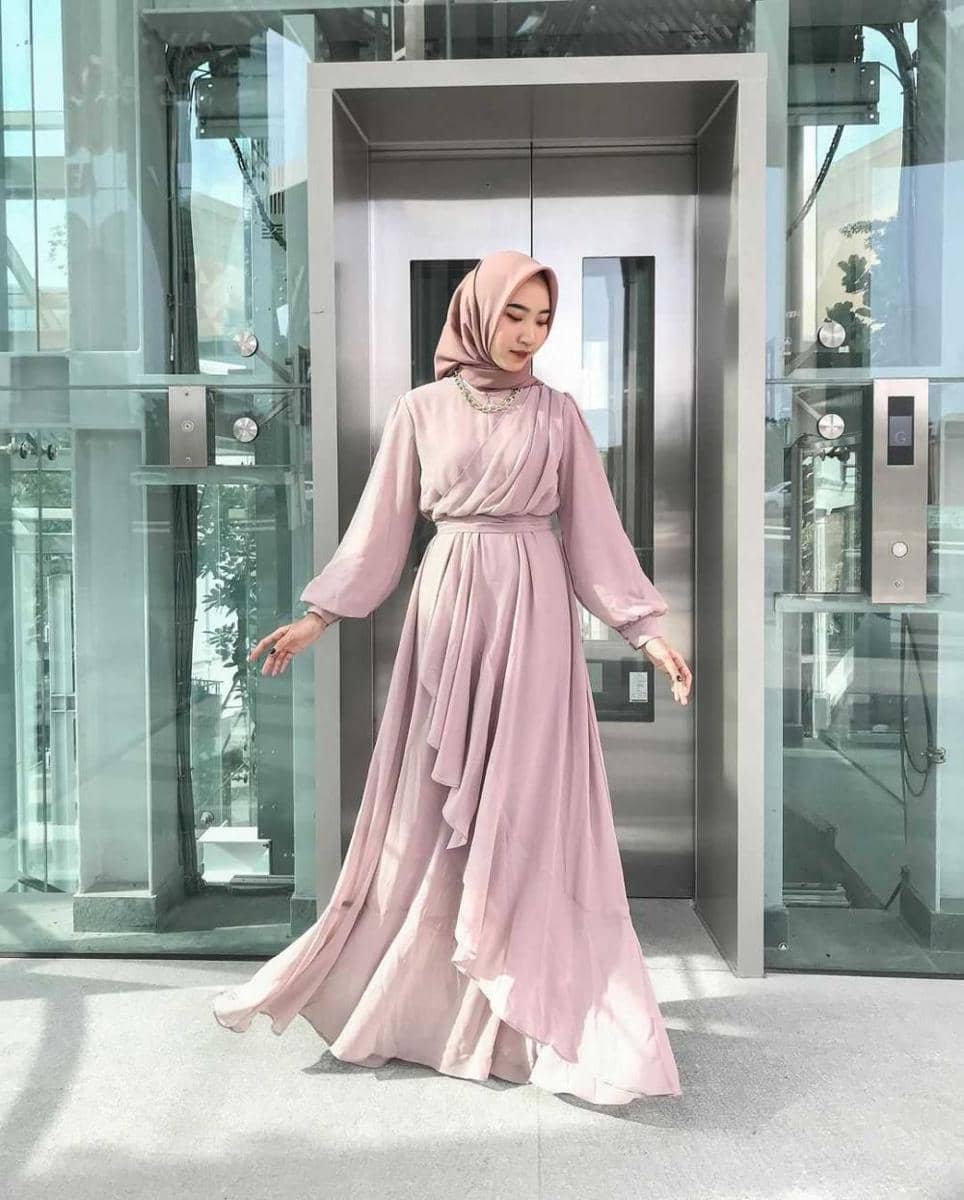 potret outfit ala Zahra Suci (instagram.com/zahrasucirr)