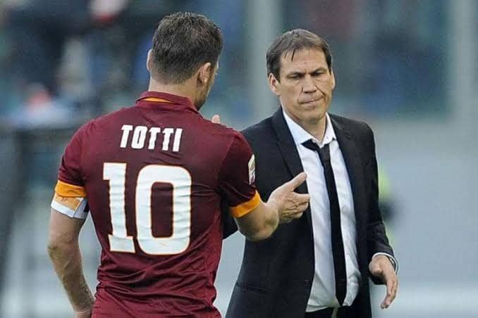 Rudi Garcia ketika melatih AS Roma. (legaseriea.it)