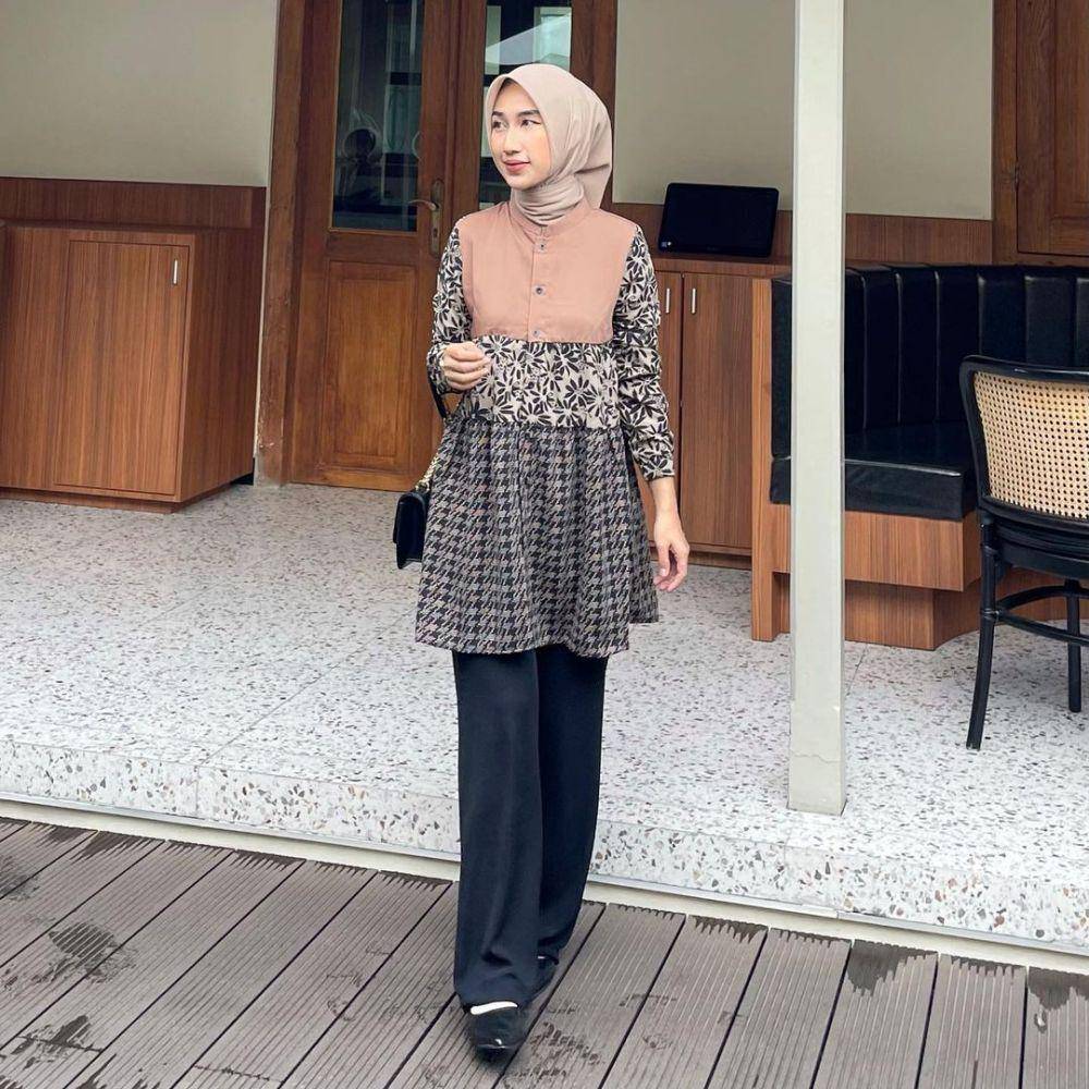 OOTD kondangan simpel ala selebgram Risa Larasati (instagram.com/fachrisaa_)