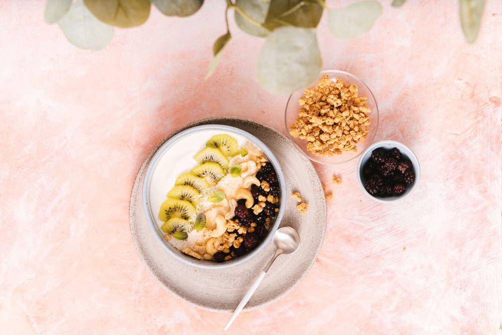 Ilustrasi smoothie bowl (pexel.com/Antoni Shkraba)