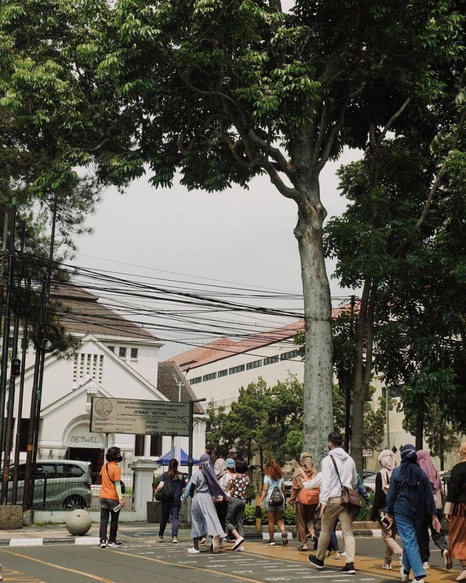 walking tour Cerita Bandung (instagram.com/ceritabandung.id)
