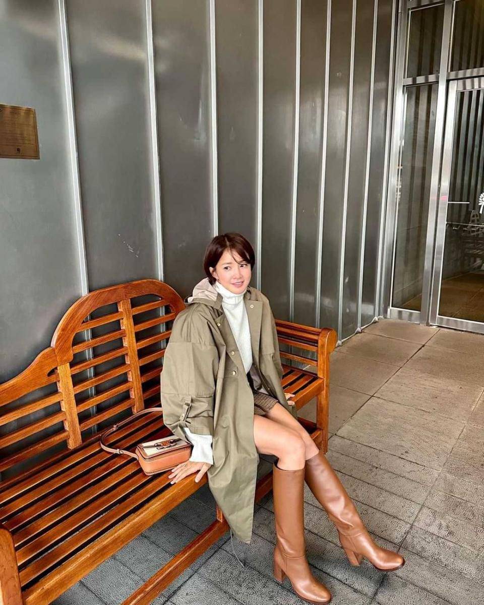 Lee Si Young (instagram.com/leesiyoung38)