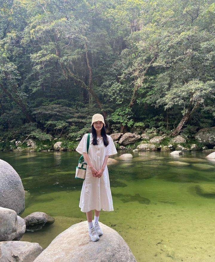 OOTD Lim Ji Yeon (instagram.com/limjjy2)