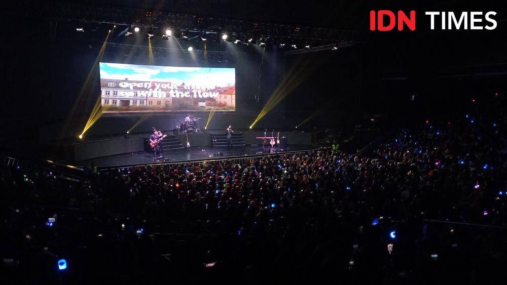 The Rose di konser HEAL TOGETHER in Jakarta pada Jumat (6/1/2022) (dok. IDN Times/Ines Sela Melia)