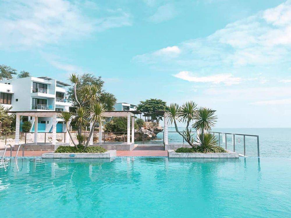 Tanjung Kodok Beach Resort (instagram.com/tanjungkodokbeachresort)