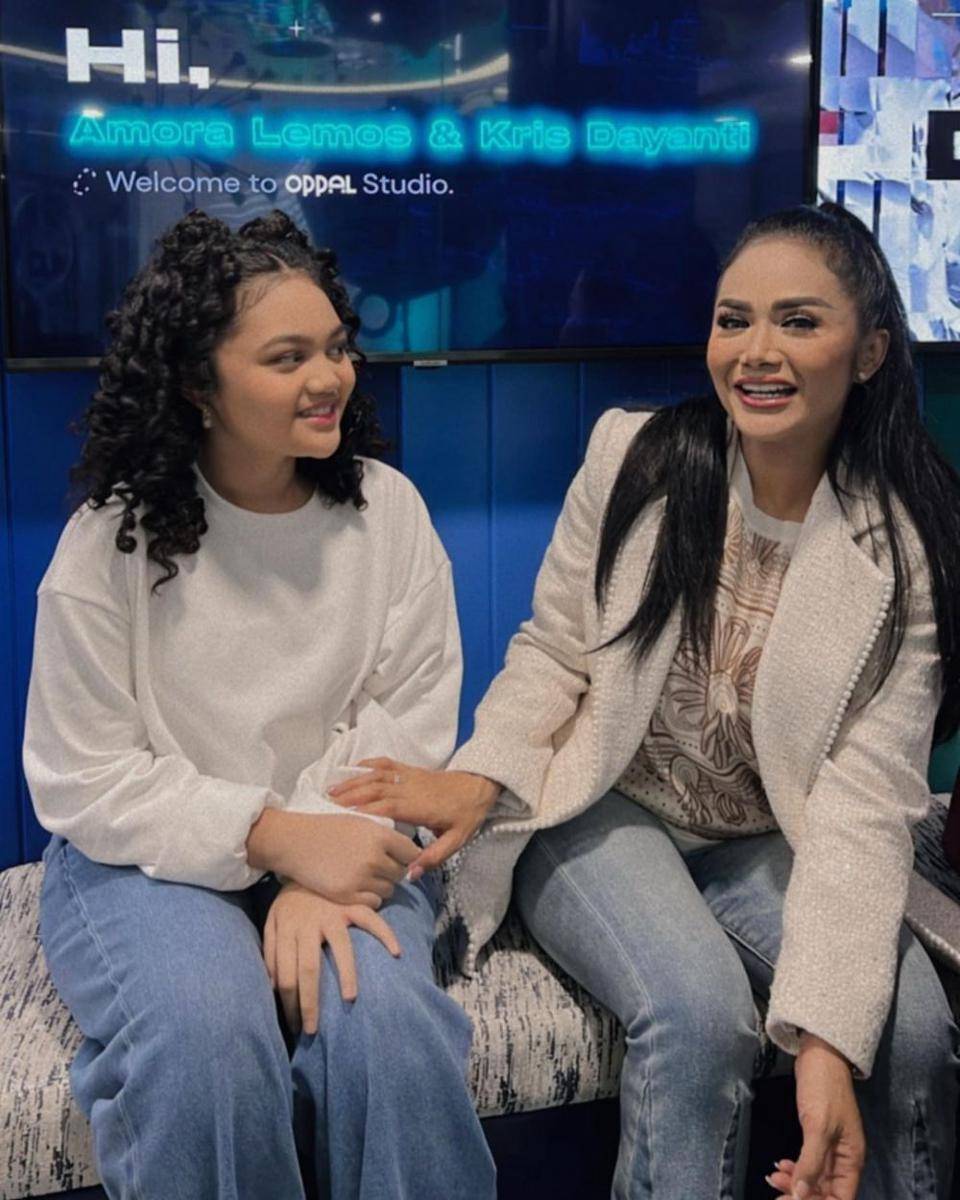 potret terbaru Amora Lemos (Instagram.com/krisdayantilemos)
