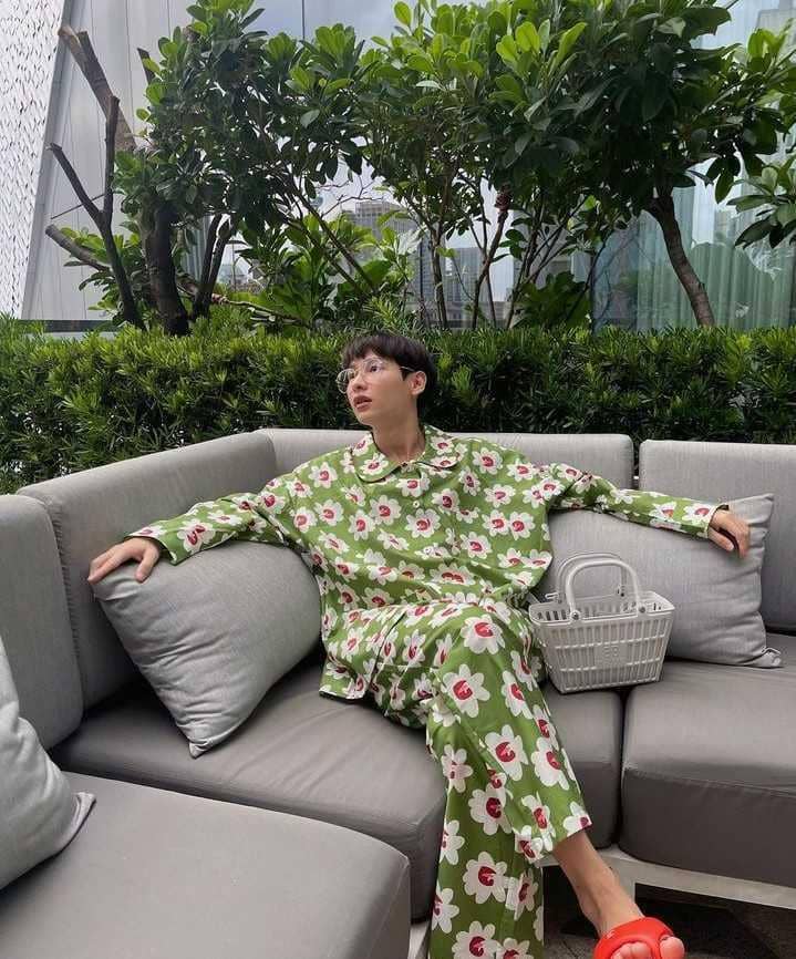 one set outfit ala Gun (instagram.com/gun_atthaphan)