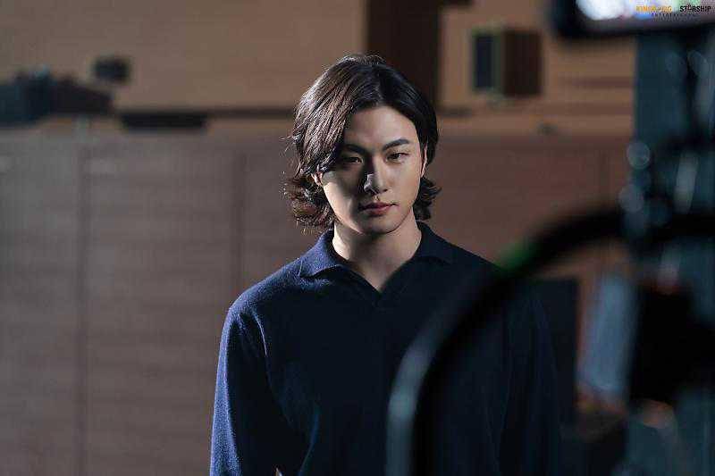 Shin Seung Ho (post.naver.com/킹콩 by 스타쉽)