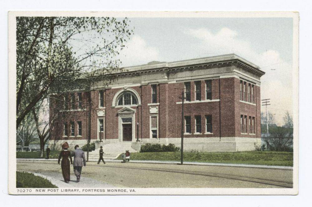 Perpustakaan Pos Baru, Benteng Monroe, Virginia (commons.wikimedia.org/Scan by NYPL)