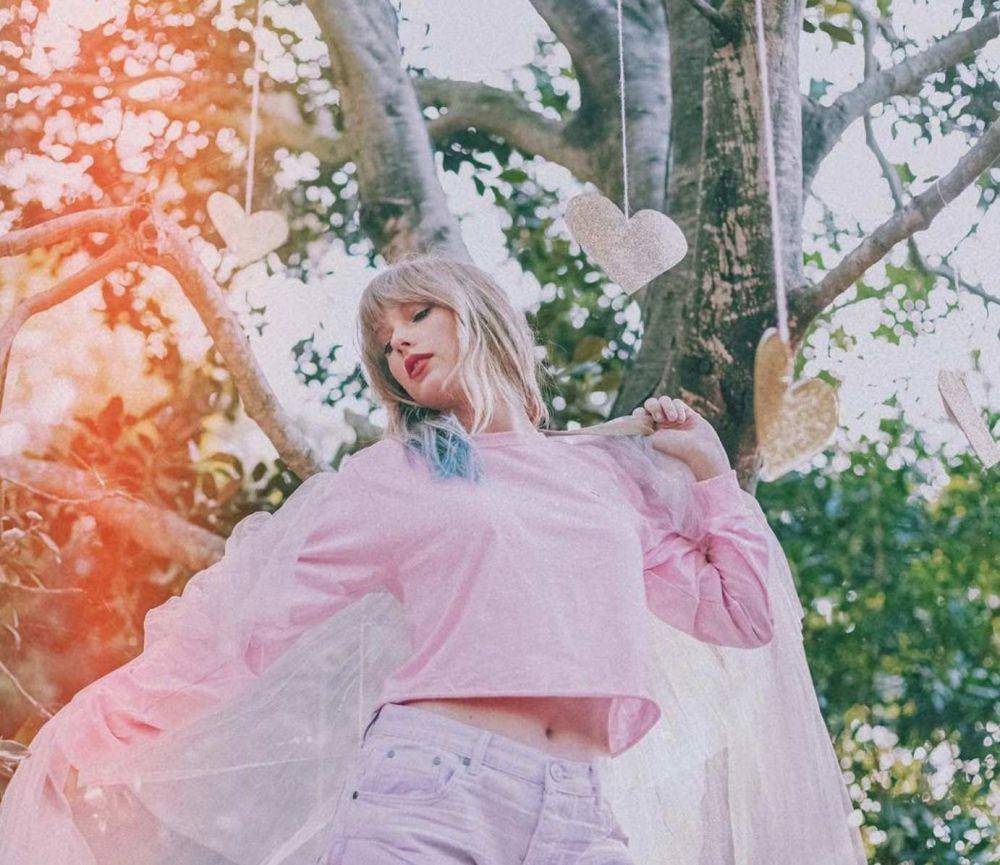 Taylor Swift (instagram.com/taylorswift)