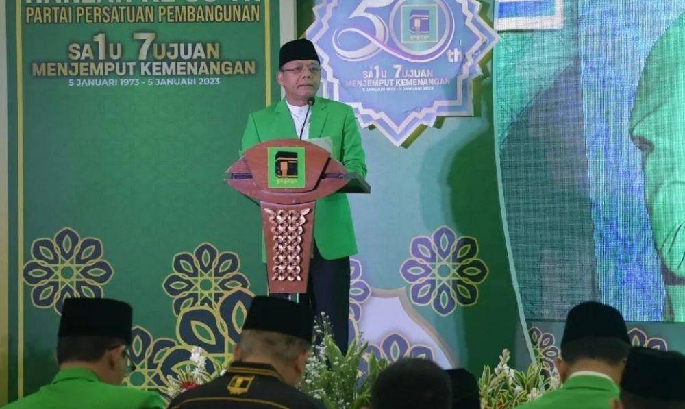 Plt Ketua Umum Partai Persatuan Pembangunan (PPP), Mardiono ketika merayakan harlah ke-50 Partai Persatuan Pembangunan (PPP) secara sederhana di markas DPP PPP. (instagram.com/dpp.ppp)