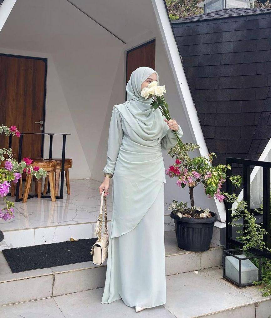 Dress hijab kondangan (instagram/windyerlisa)