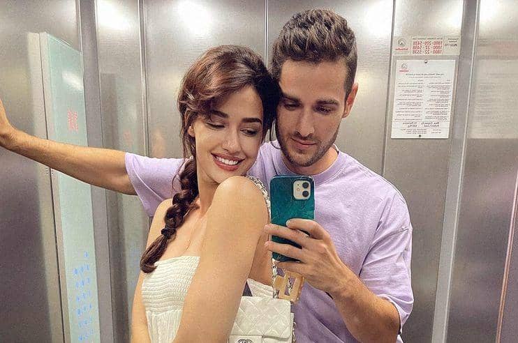 9 Potret Disha Patani dan Teman Model Asal Serbia