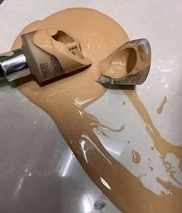 momen nyesek cuma dipahami cewek (instagram.com/humorsantuy)
