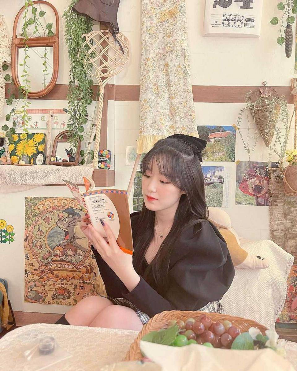 Shuhua (G)I-DLE (instagram.com/yeh.shaa_)