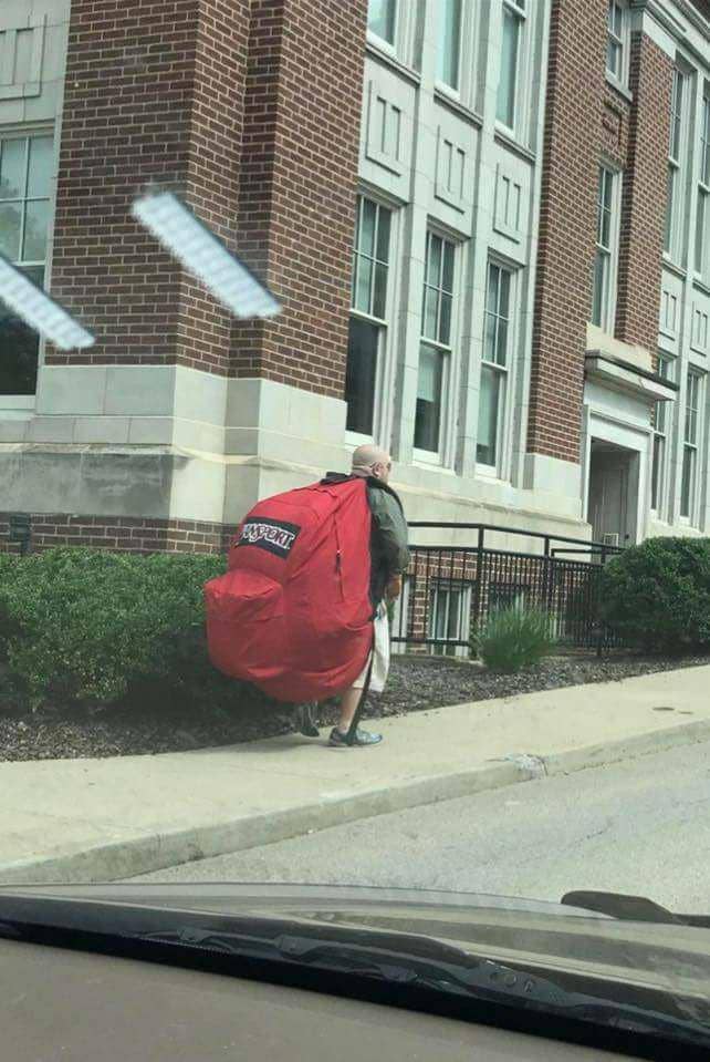 potret kelakuan nyeleneh orang di jalan (reddit.com/user/HarryTame)