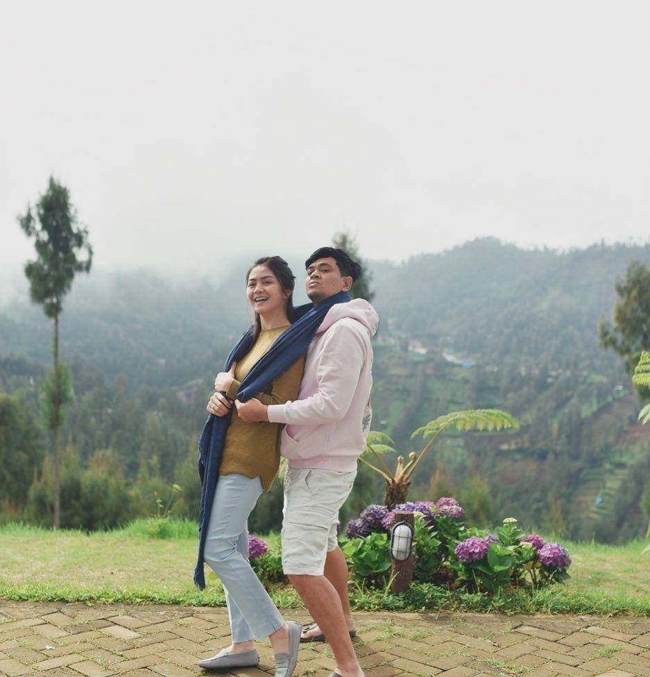 Gaya liburan Tyara Renata-Surya Insomnia (instagram.com/tyararenata)