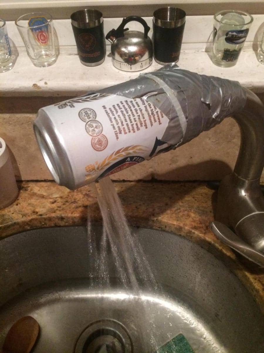 potret penggunaan isolasi nyeleneh (reddit.com/user/goat-depression)