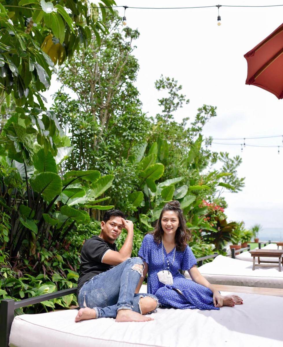 Gaya liburan Tyara Renata-Surya Insomnia (instagram.com/tyararenata)