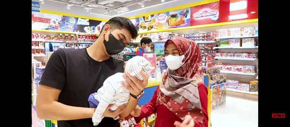potret konten Moana nge-mall (youtube.com/Ricis Official)