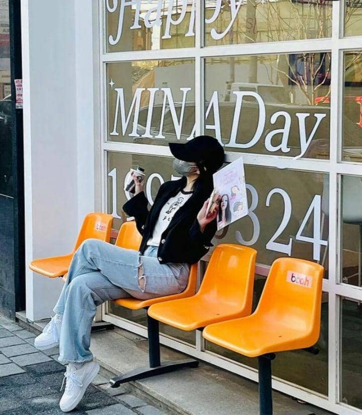 Ootd ala Mina TWICE (instagram.com/mina.twcee)