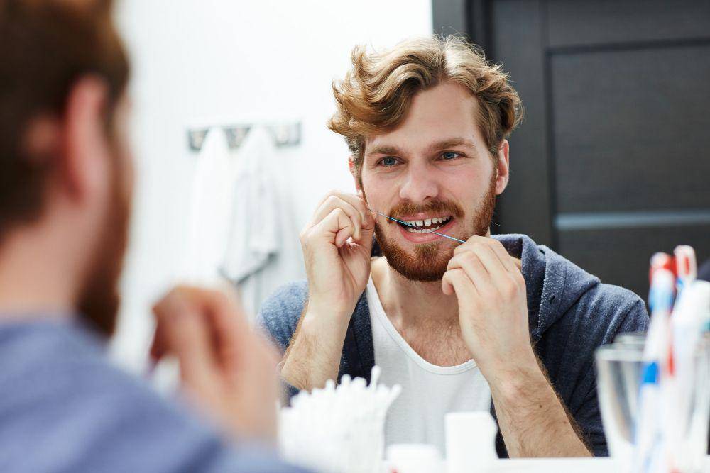 Ilustrasi dental floss (freepik.com/pressfoto)