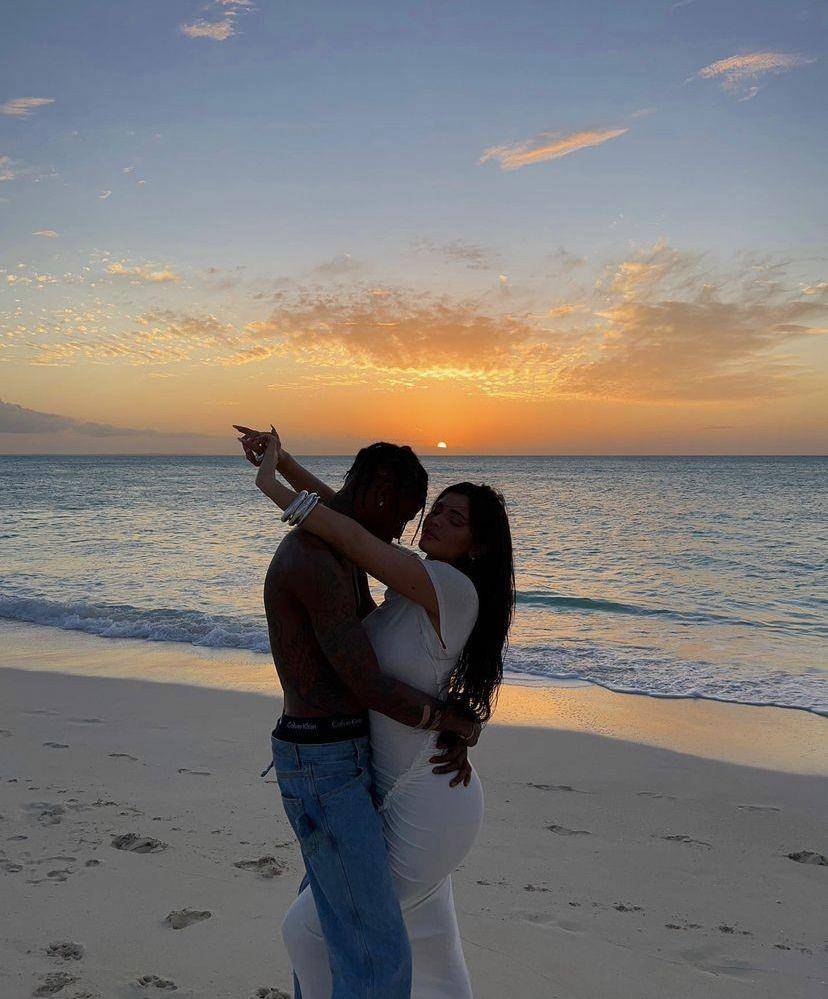 potret Kylie Jenner dan Travis Scott (instagram.com/kyliejenner)