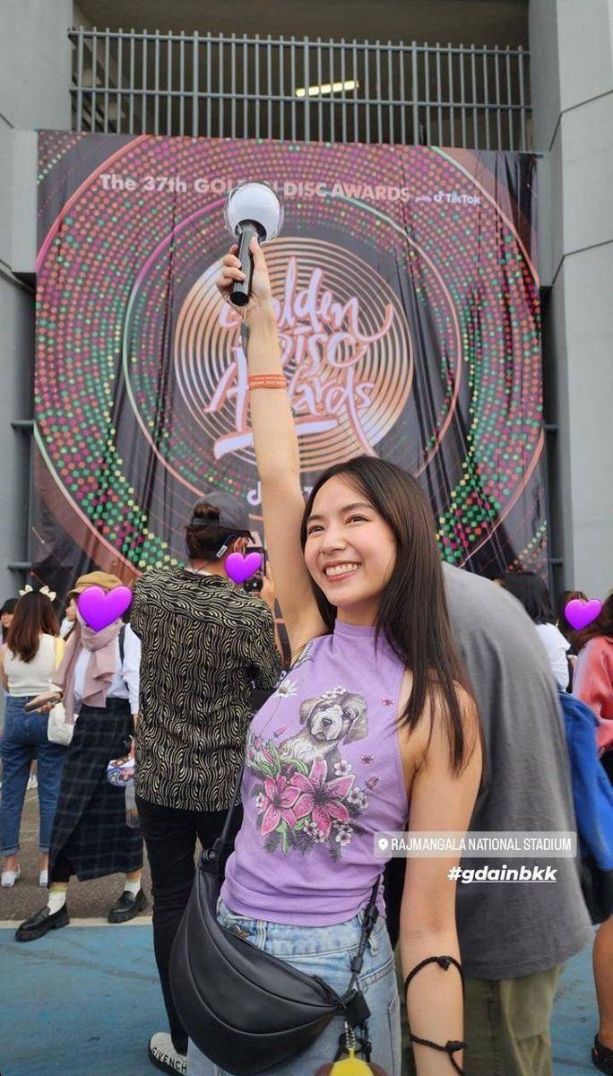 potret Baitoei Zuvapit nonton Golden Disk Awards 2023 in Bangkok (instagram.com/iiitoei)