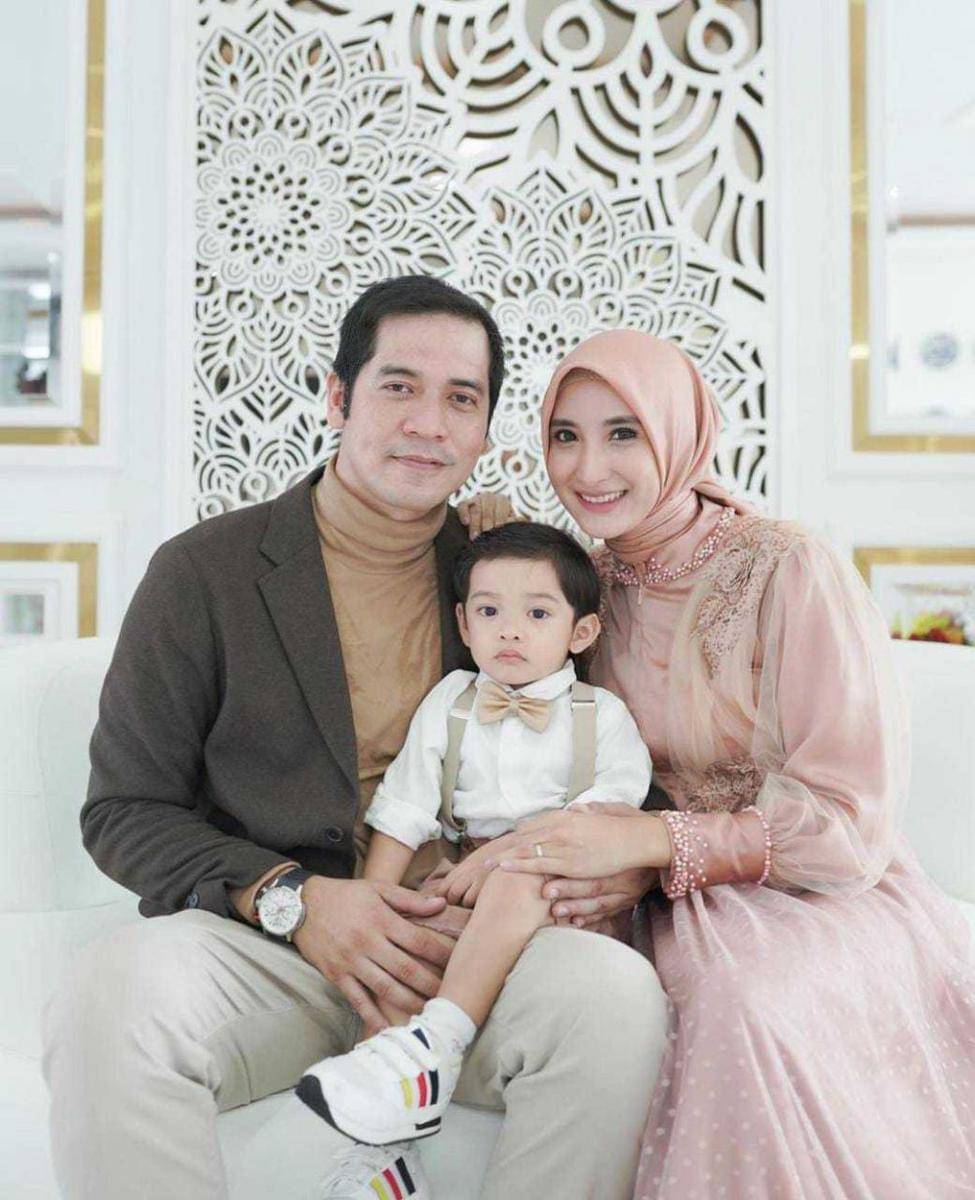 artis hamil anak ke-2 (instagram.com/chacathakya15)