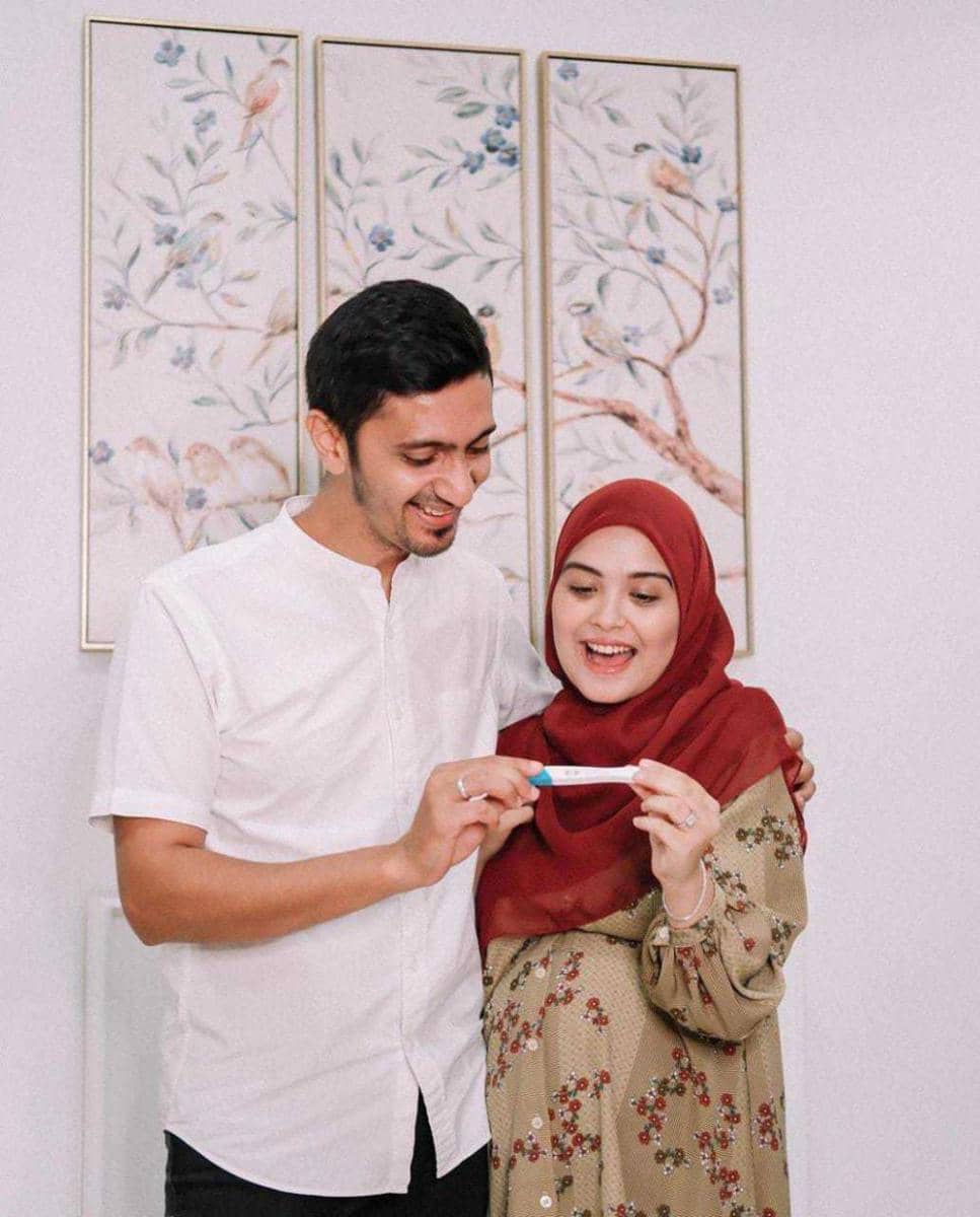 artis hamil anak ke-2 (instagram.com/vebbypalwinta)