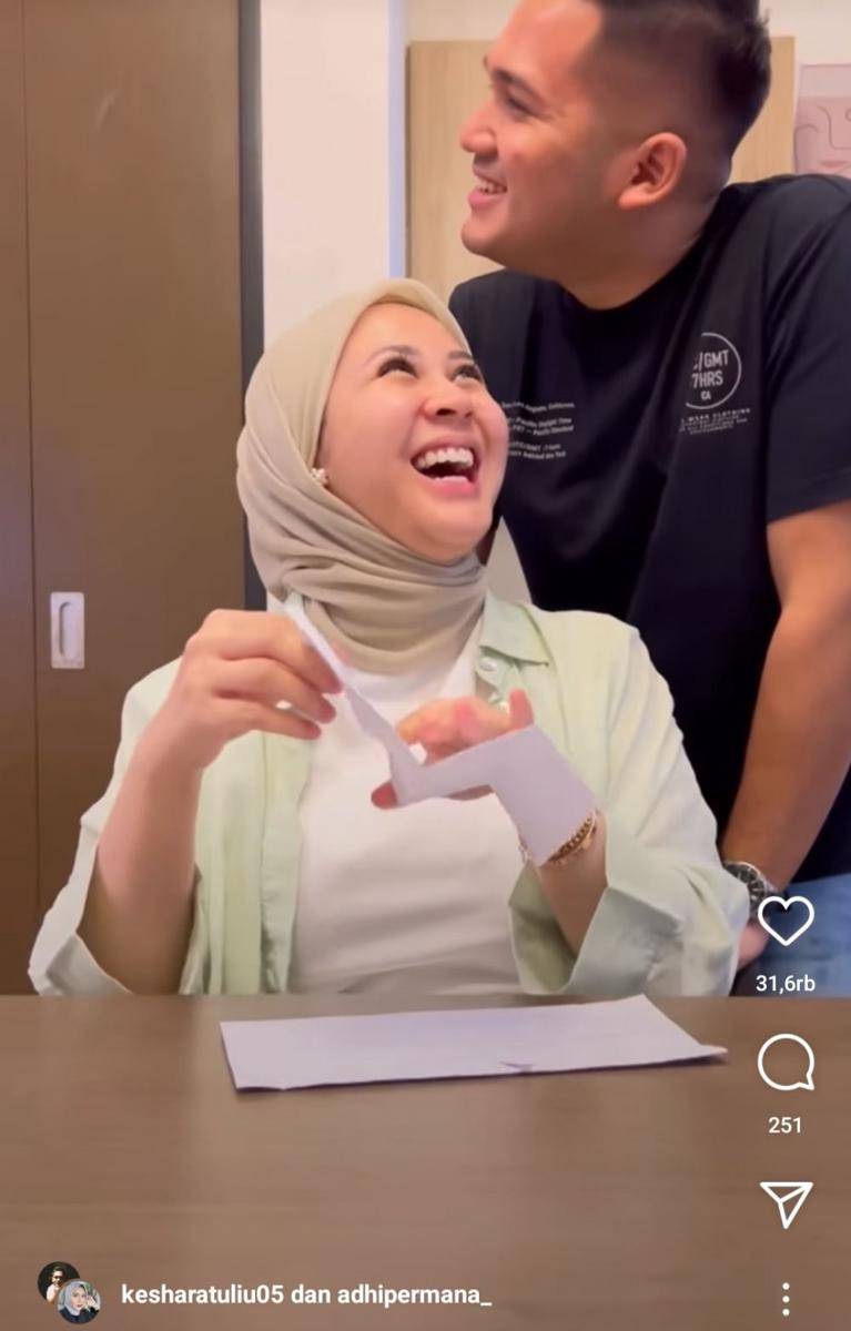 Momen gender reveal kehamilan Kesha Ratuliu (instagram.com/kesharatuliu05)